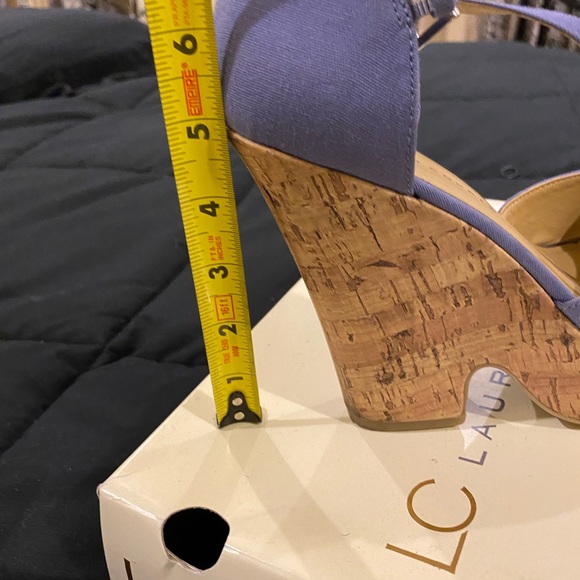 Shoes - Picture 5 of 5